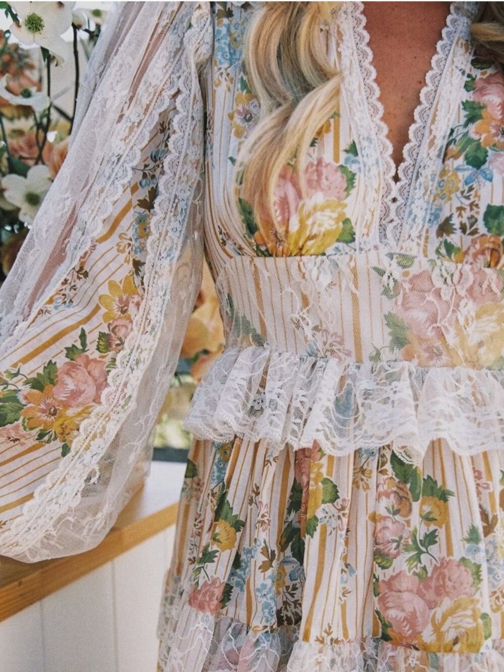 ✨ Spell & the Gypsy x Lisa Danielle Garden Rose Mini Dress ✨ Small - Picture 11 of 16
